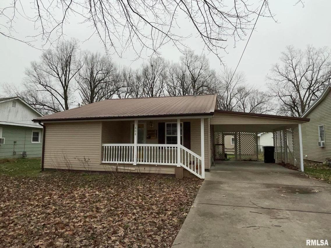 808 George St., Brookport, IL 62910