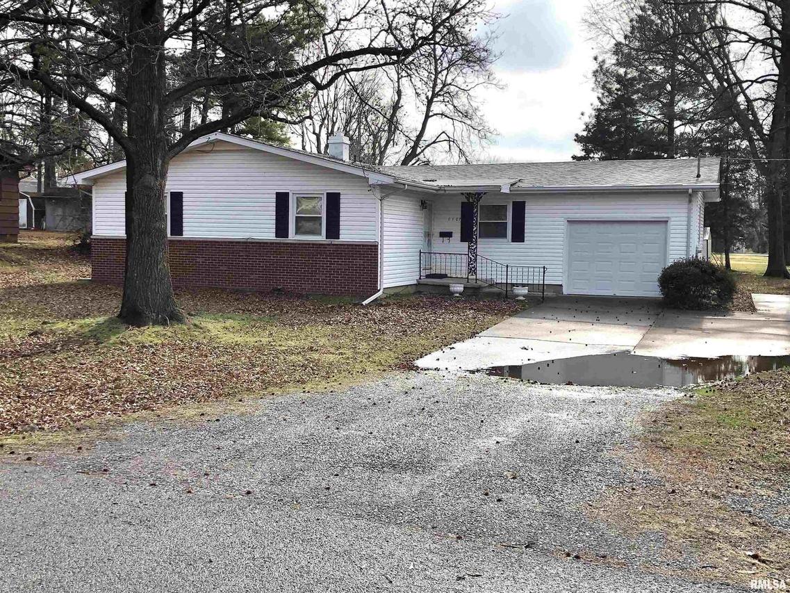 1107 W Goodall St., Marion, IL 62959