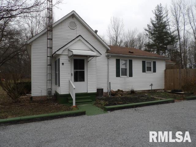 215 Hargrave Rd., Harrisburg, IL 62946