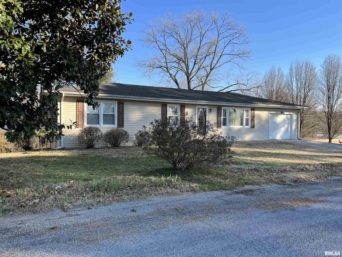 320 S Locust St., Jonesboro, IL