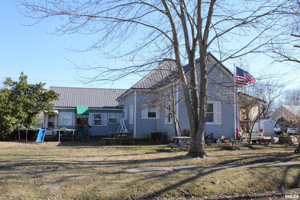 1128 S Washington Ave., Salem, IL 62881