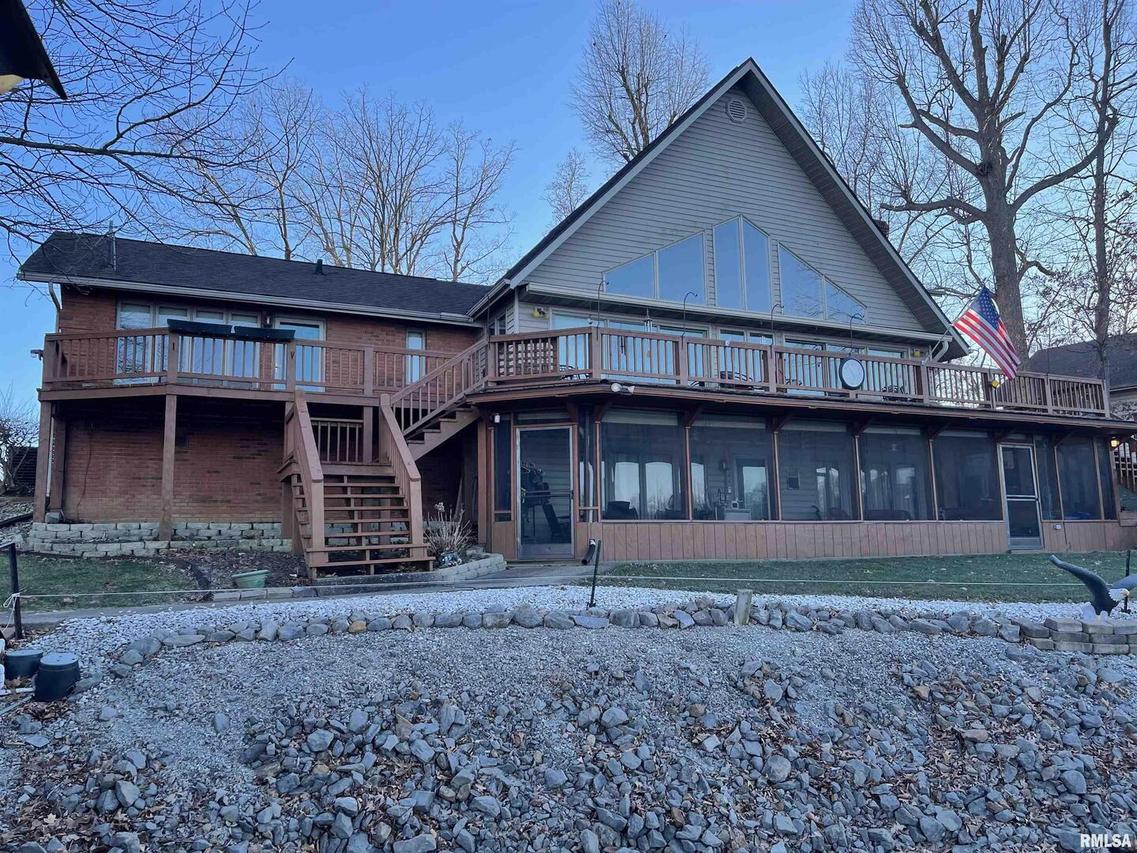 11712 Woodland Hills Rd., Marion, IL 62959