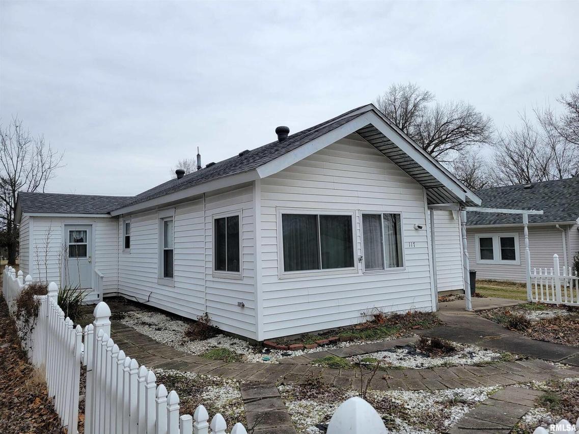 117 Elm St., Zeigler, IL 62999