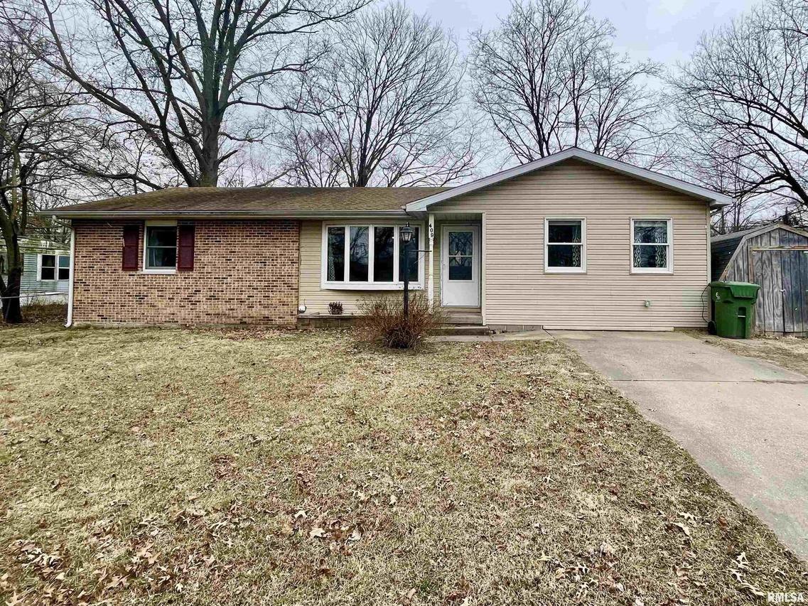 409 S 5th St., Elkville, IL 62932