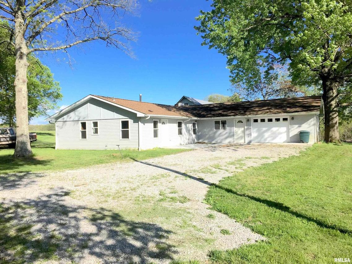 250 Mount Hebron Rd., Makanda, IL 62958