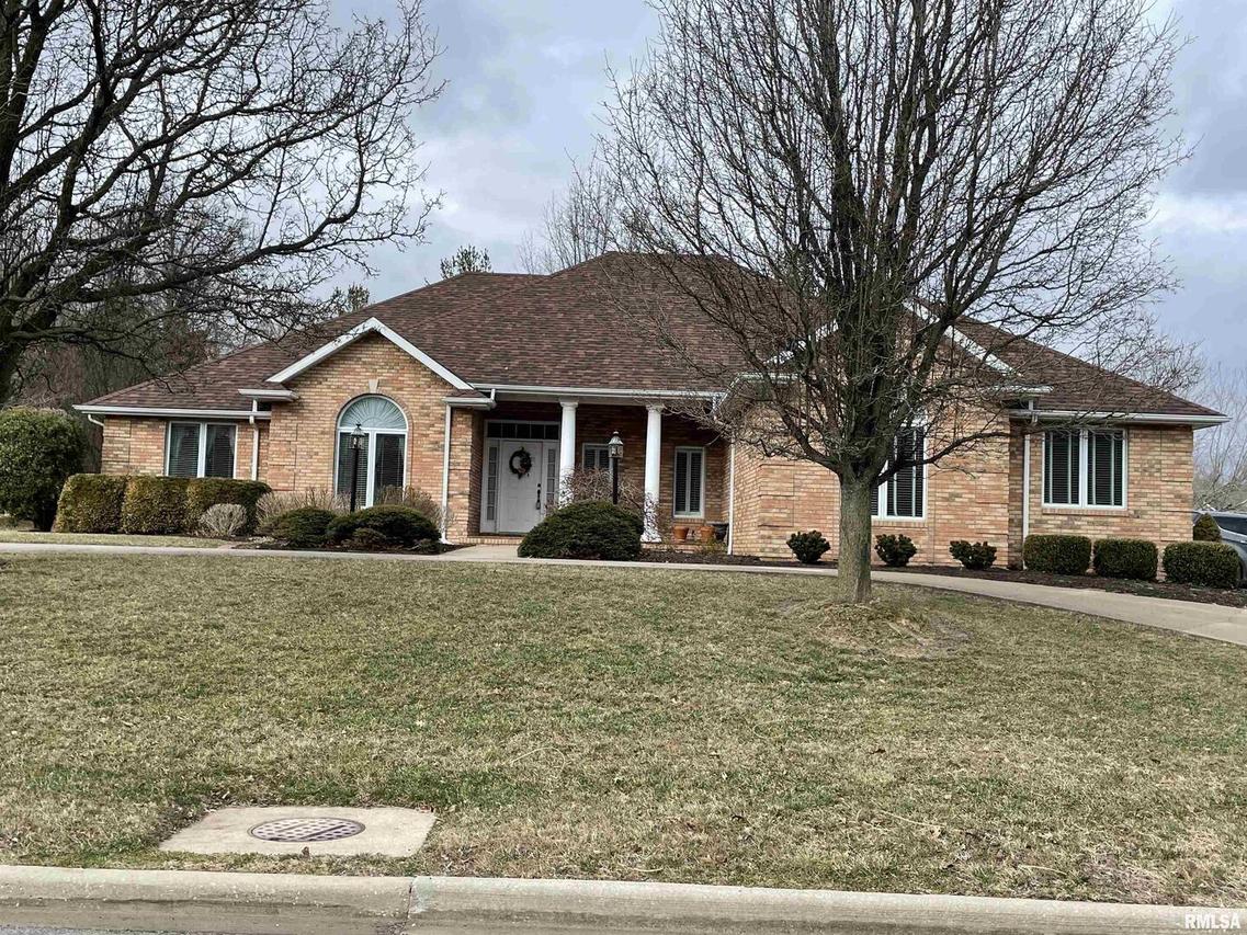 2766 Kokopelli Dr., Marion, IL 62959