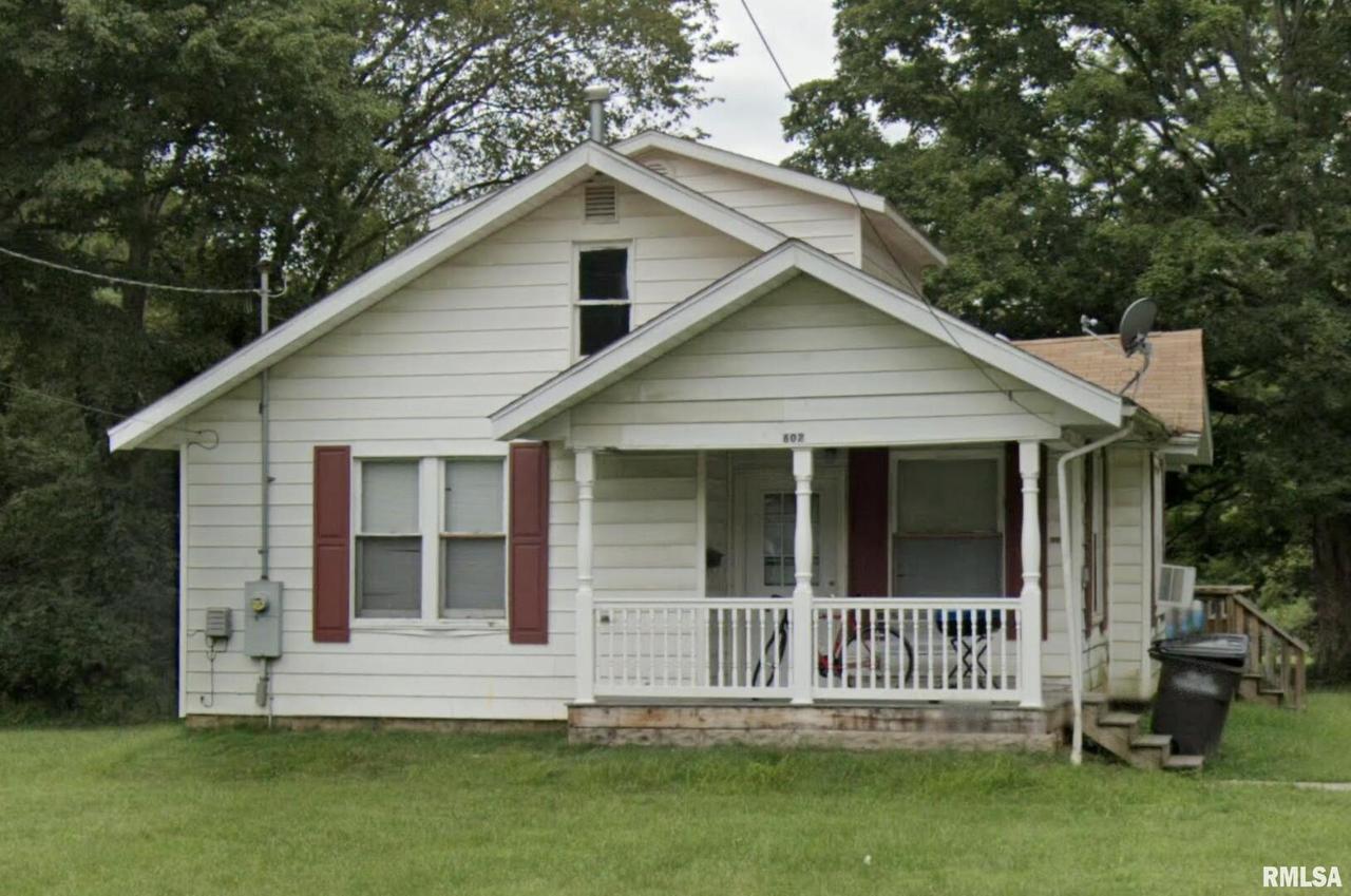 602 N Oakland Ave., Carbondale, IL 62901