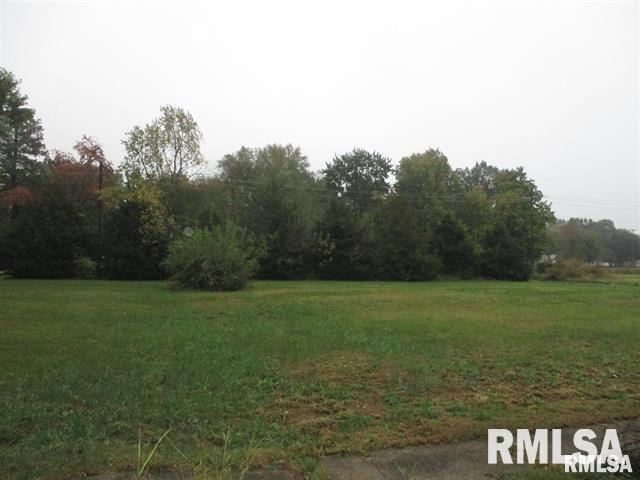 702 Grand St., Benton, IL 62812