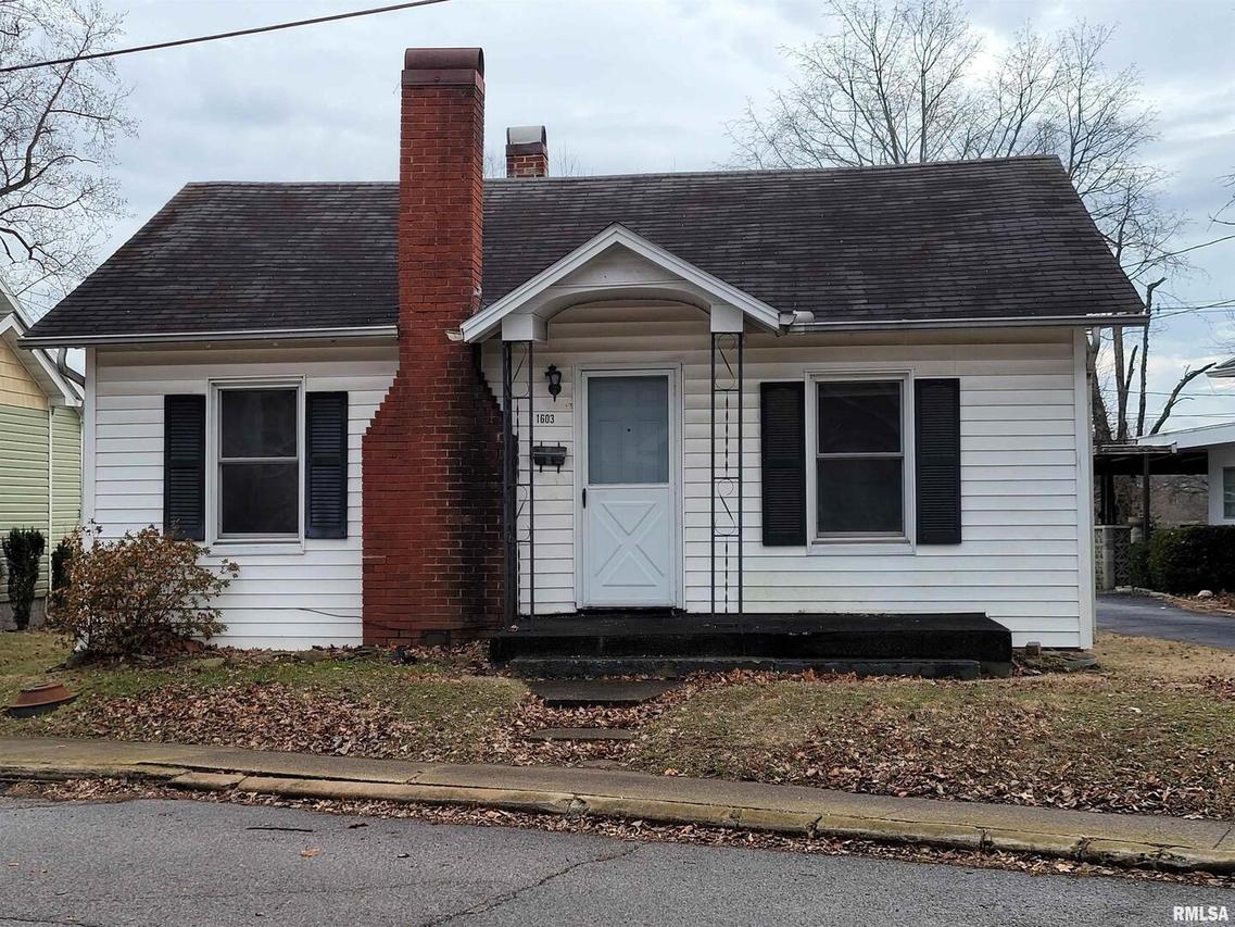 1603 Pace Ave., Mt Vernon, IL 62864