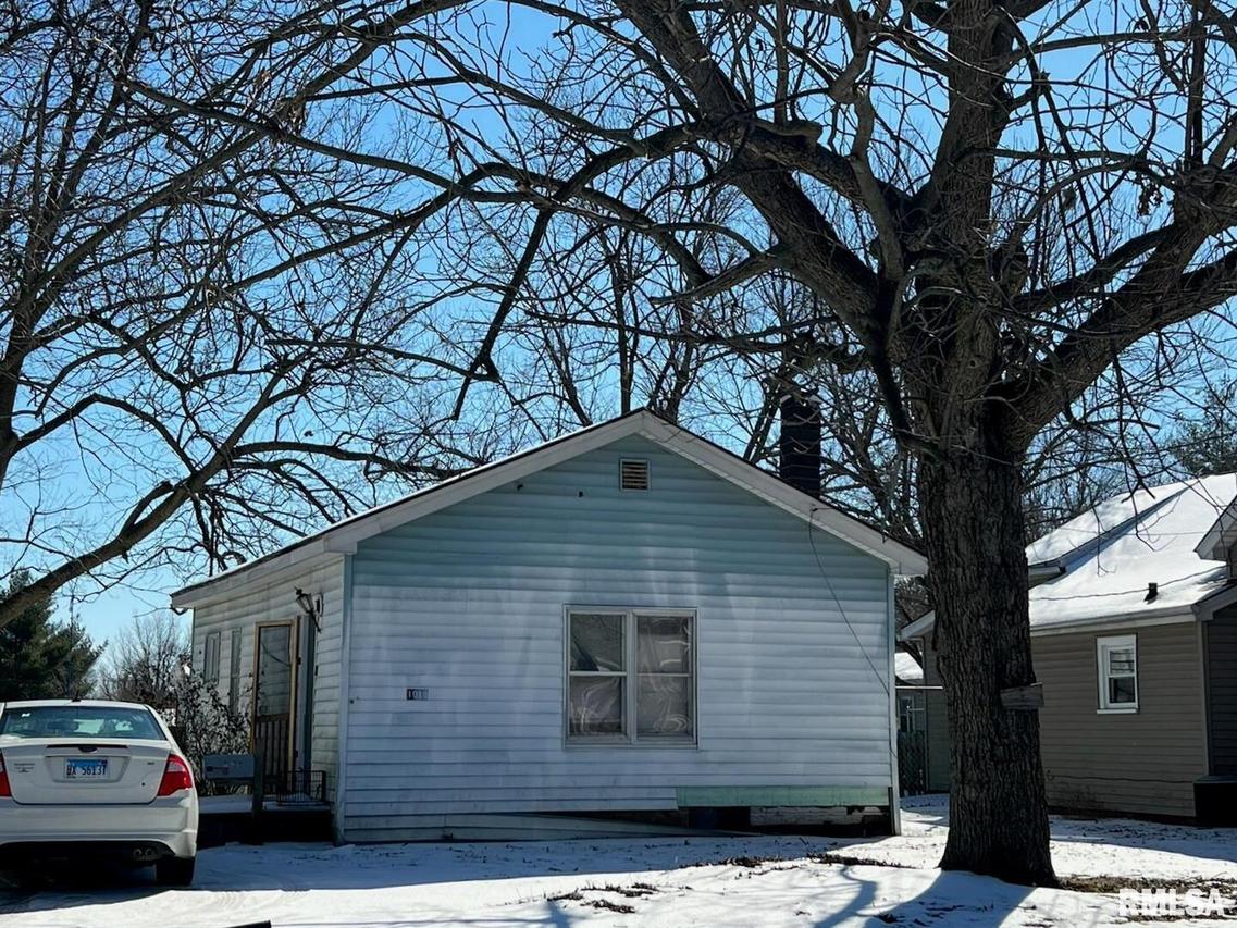 1018 Ferry St., Metropolis, IL 62960