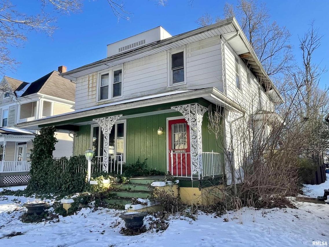 2135 Edith St., Murphysboro, IL 62966