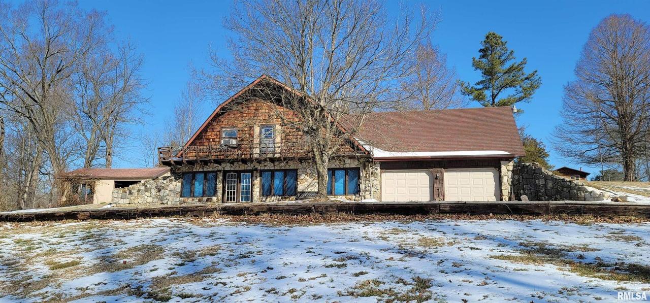 105 Frick Dr., Jonesboro, IL 62952