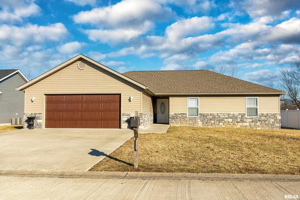 1507 Dew Drop Dr., Marion, IL 62918