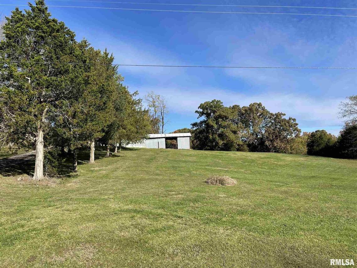 2530 State Route 166 Hwy., Creal Springs, IL 62922