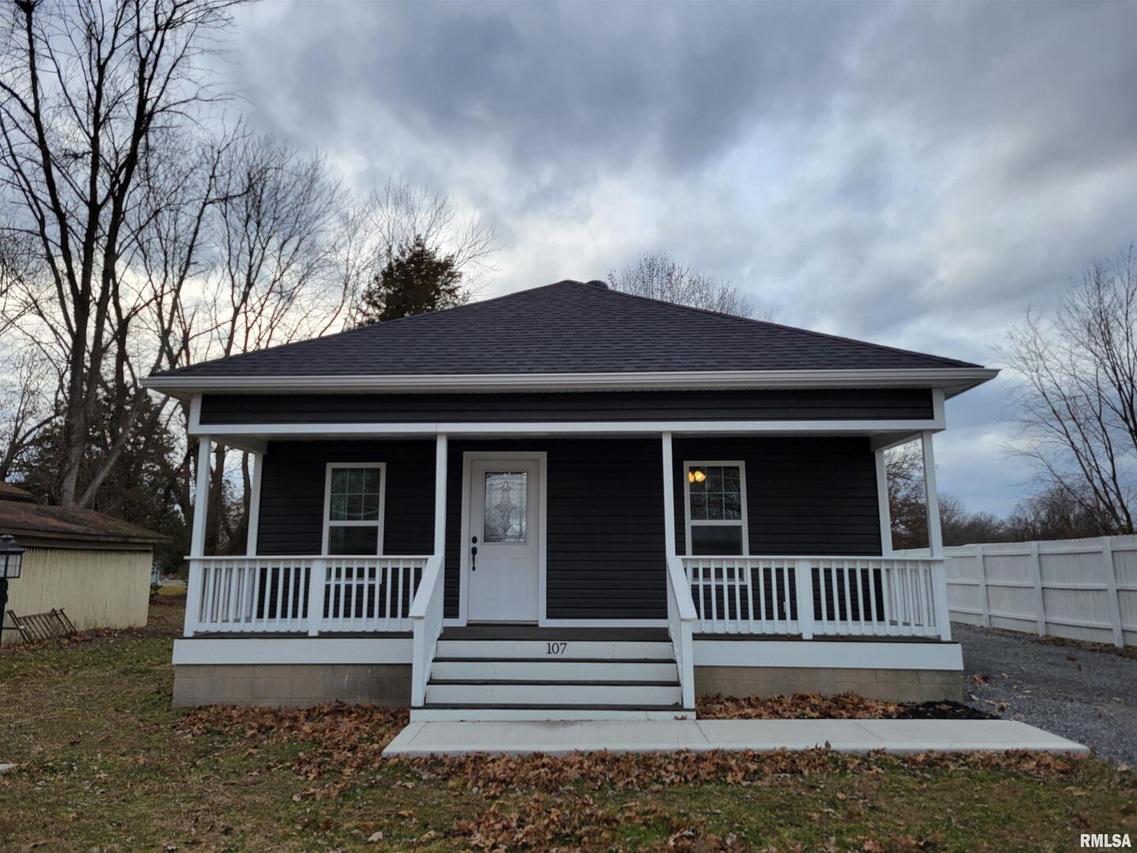107 S Jenette St., Buckner, IL 62819