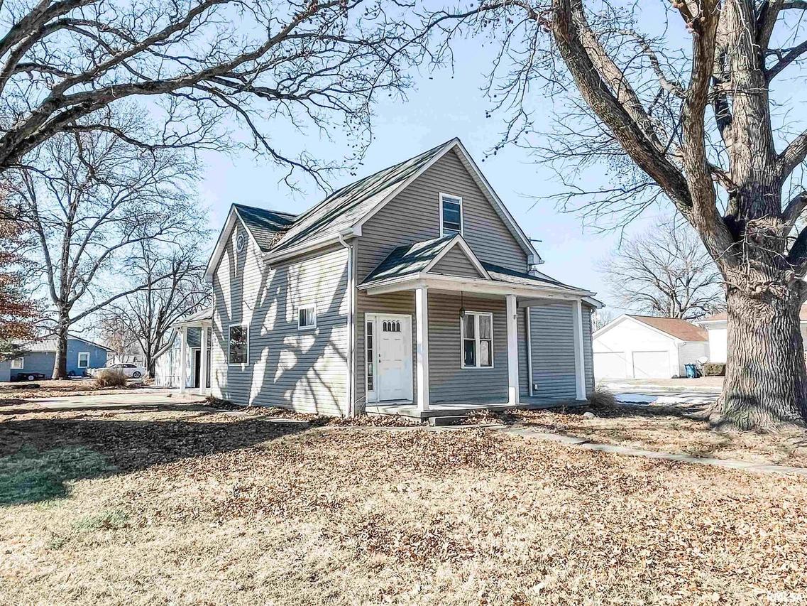 201 S Front St., Okawville, IL