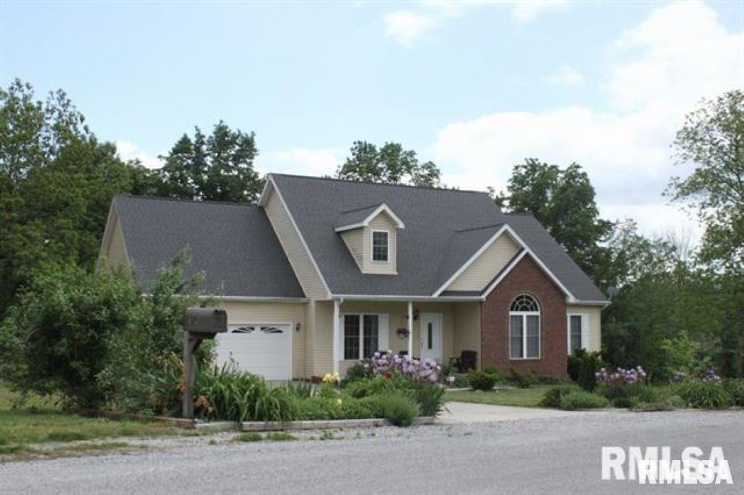 145 Oakview Rd., Carbondale, IL 62901