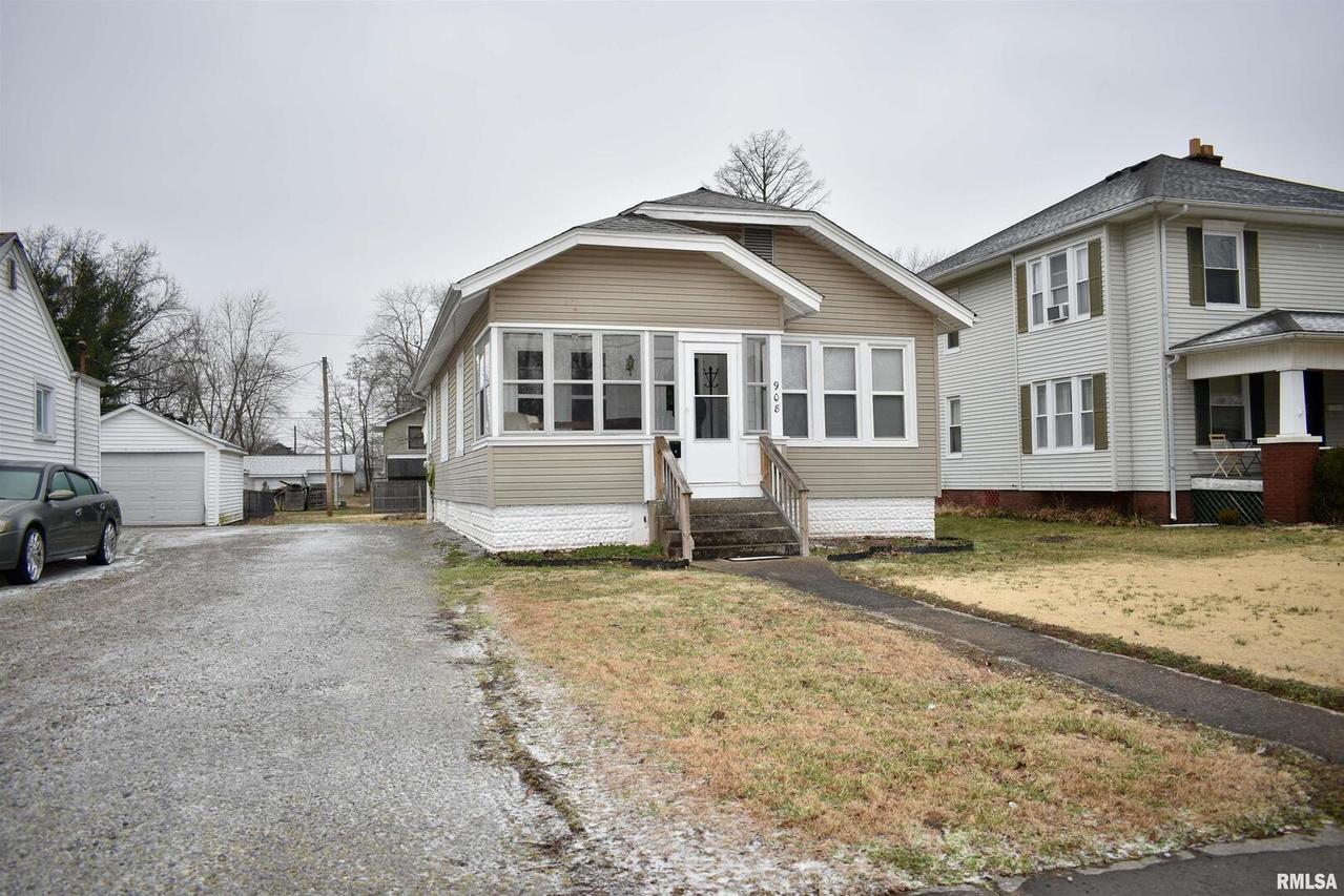 908 Virginia Ave., Marion, IL 62959