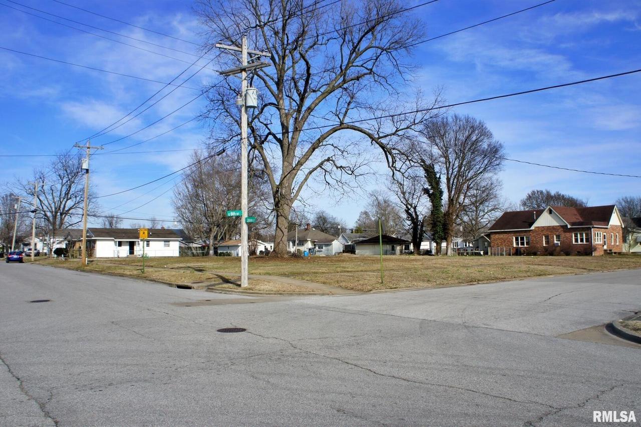606 Catherine St., Metropolis, IL 62960