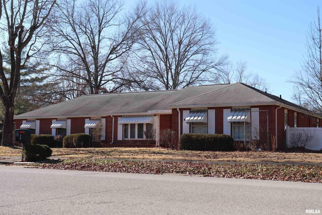 410 S Emerald Ln., Carbondale, IL 62901