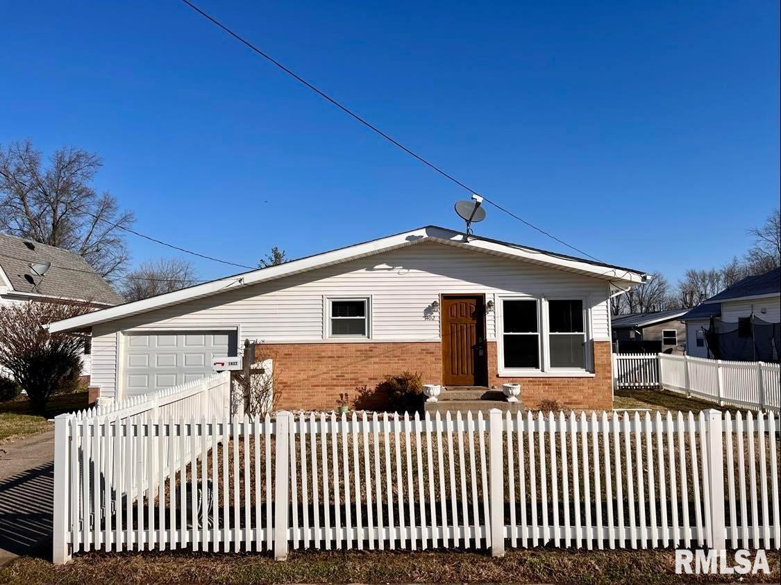 1402 W Walnut St., Marion, IL 62959