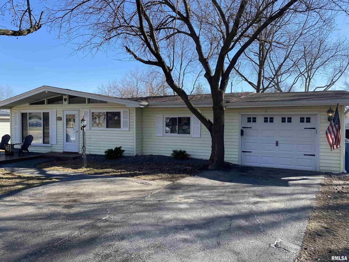 1103 Douglas St., Mt Vernon, IL 62864