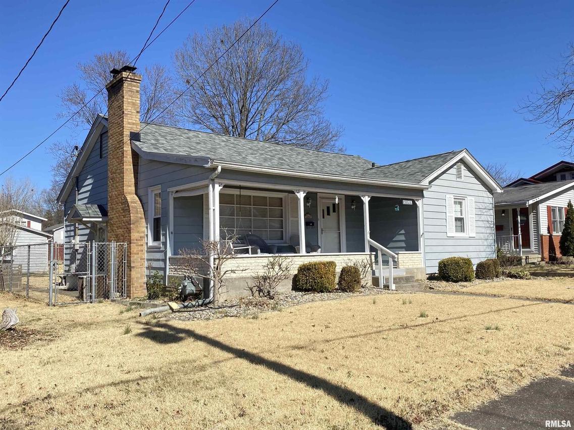 2114 Clay St., Murphysboro, IL 62966