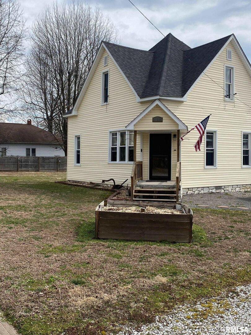 21686 E Benton St., Thompsonville, IL 62890