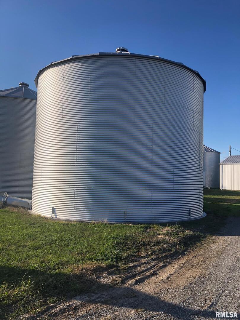 000 Francis Rd., Eldorado, IL 62930