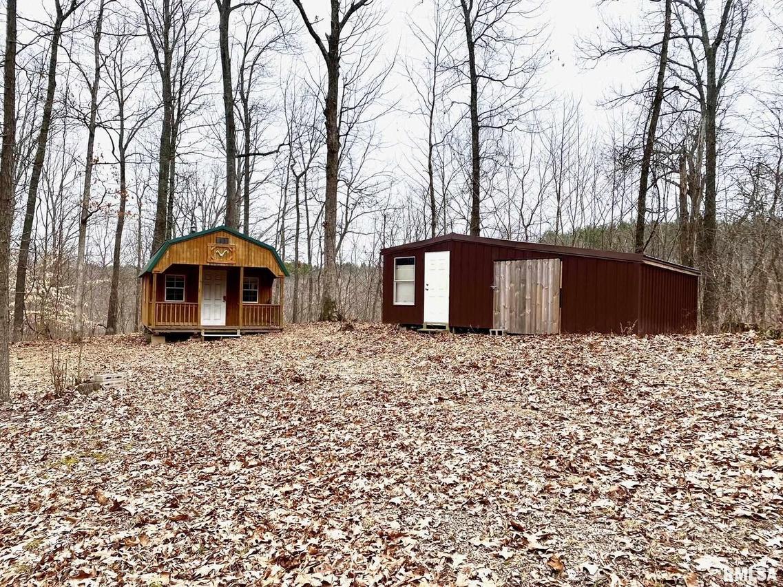 1924 Suchman Rd., Ava, IL 62907