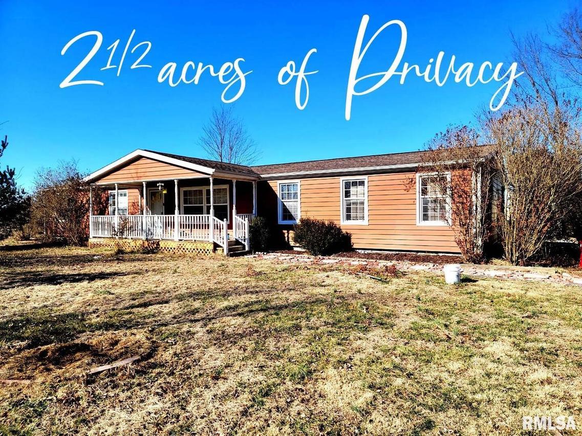 1293 Cedar Creek Dr., Centralia, IL 62801