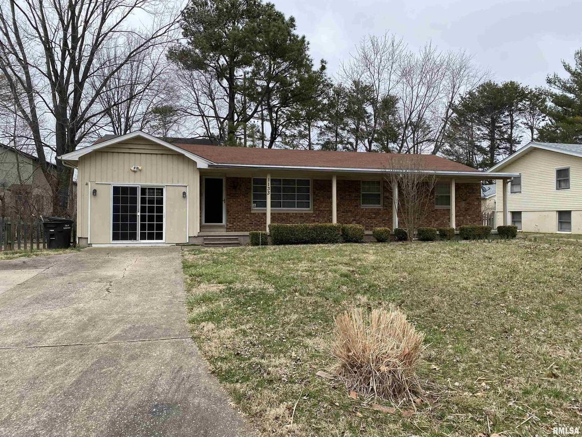 1133 S Glenbeth, Carbondale, IL 62901