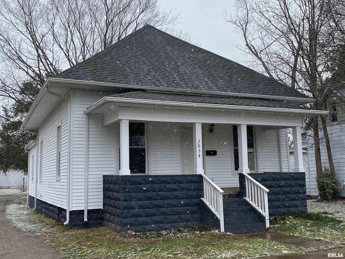 2034 Hortense St., Murphysboro, IL 62966