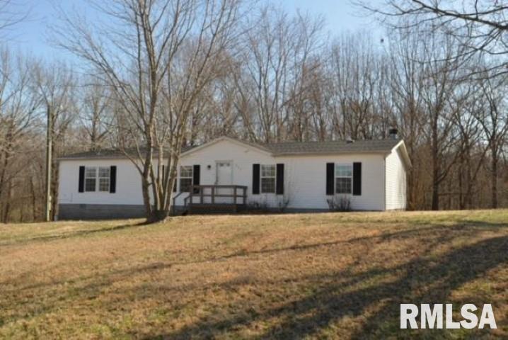 255 Spring Valley Rd., Harrisburg, IL 62946