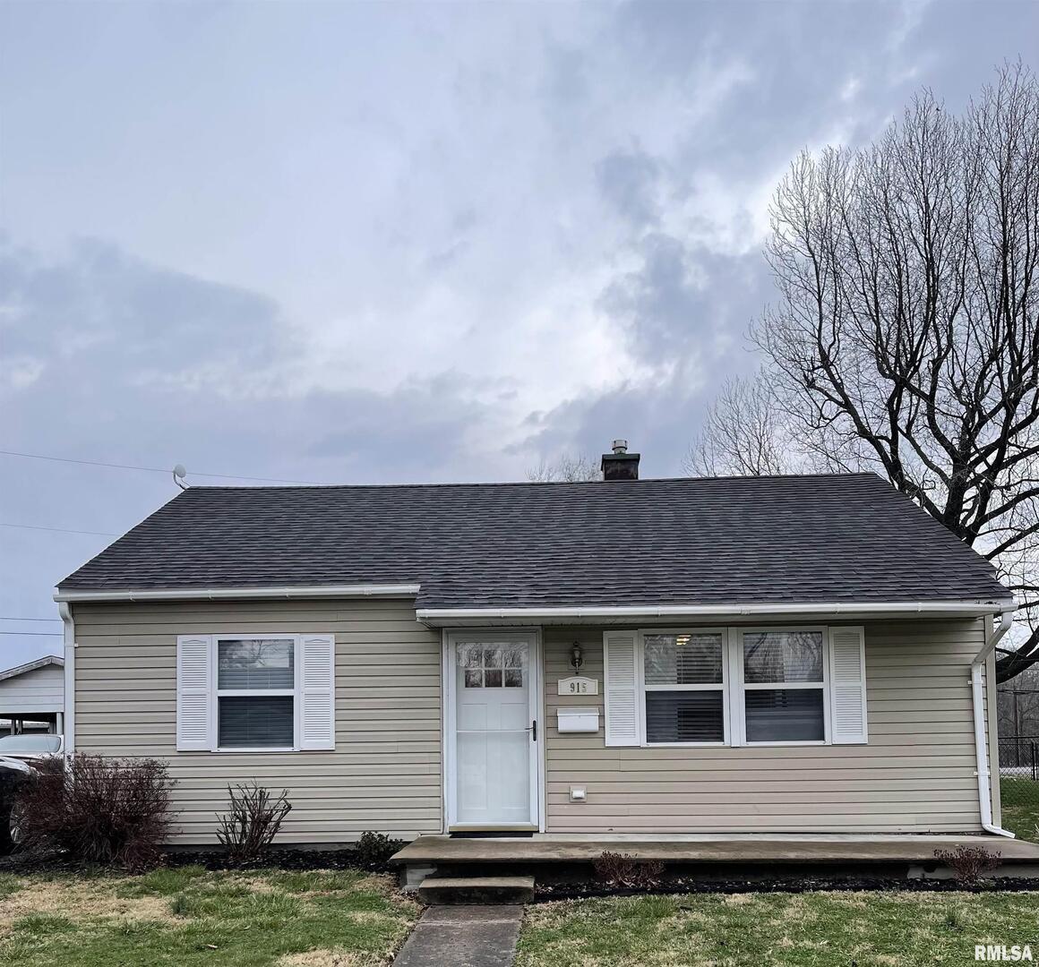 915 Keough Dr., Murphysboro, IL 62966