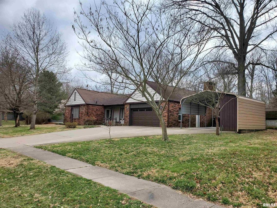 3103 W Kent Dr., Carbondale, IL 62901