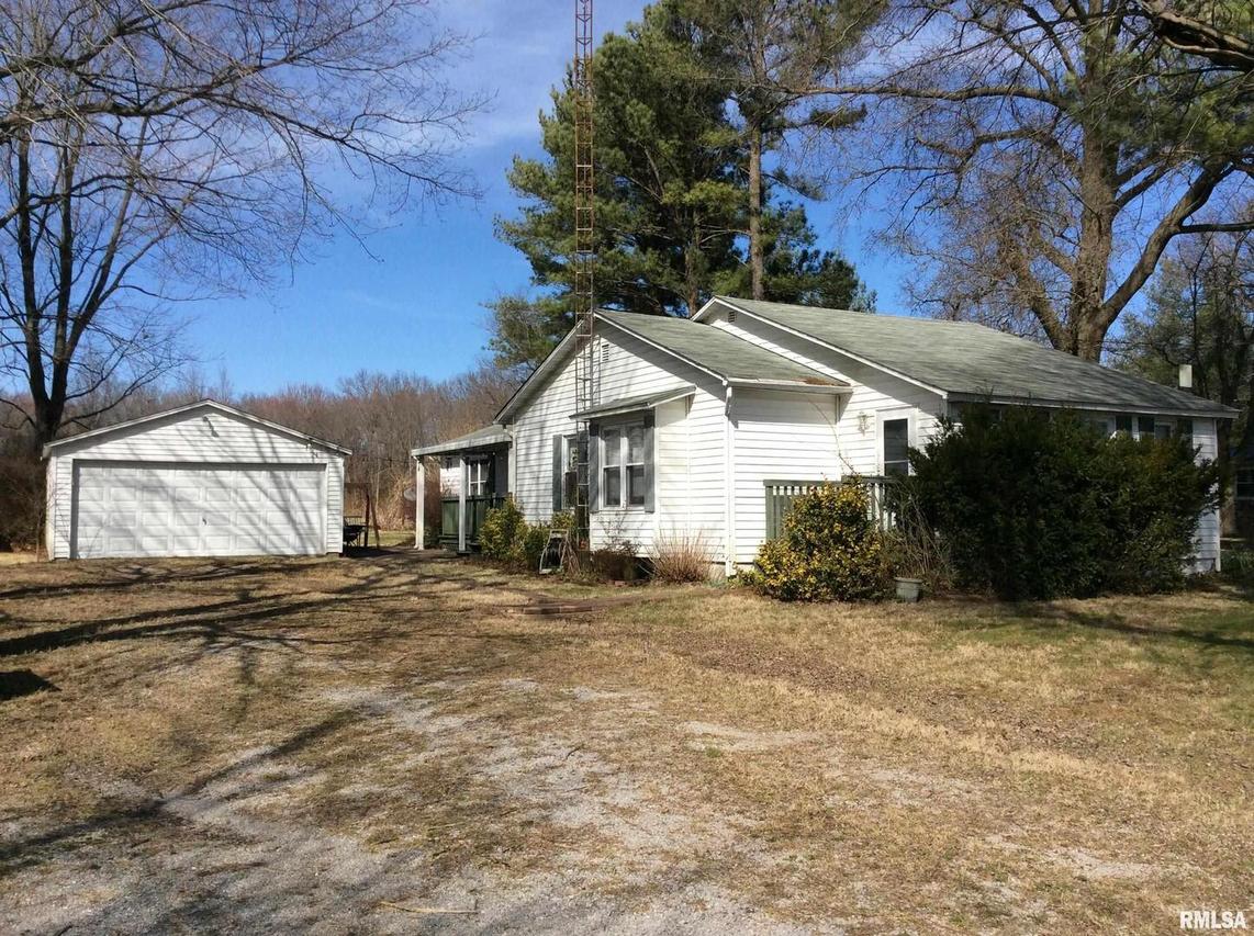 21402 E Illinois Highway 15, Bluford, IL 62814