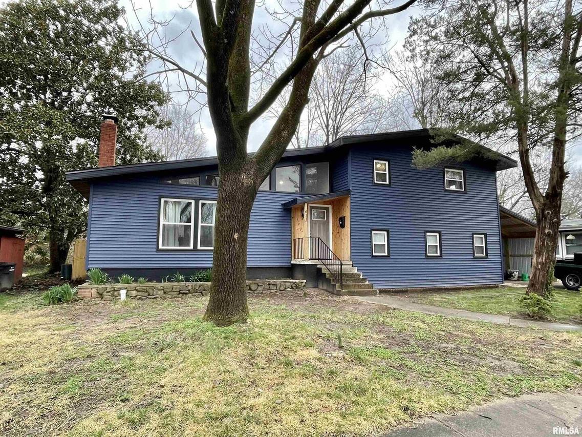 611 S Skyline Dr., Carbondale, IL 62901