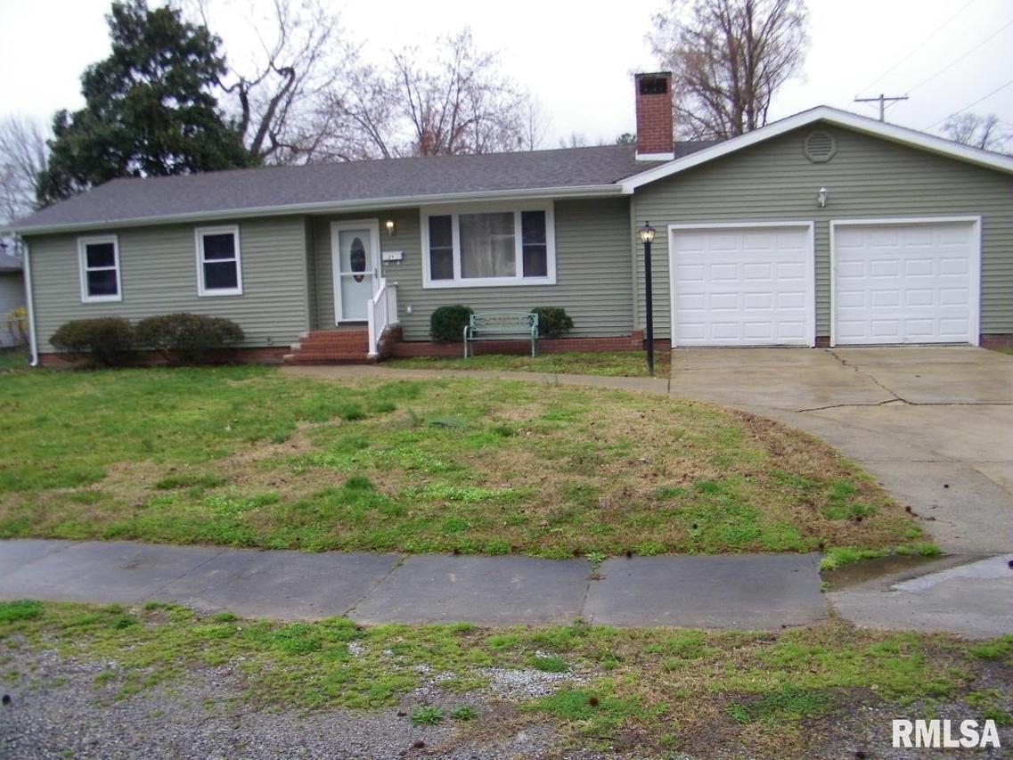 29 W Mable St., Harrisburg, IL 62946