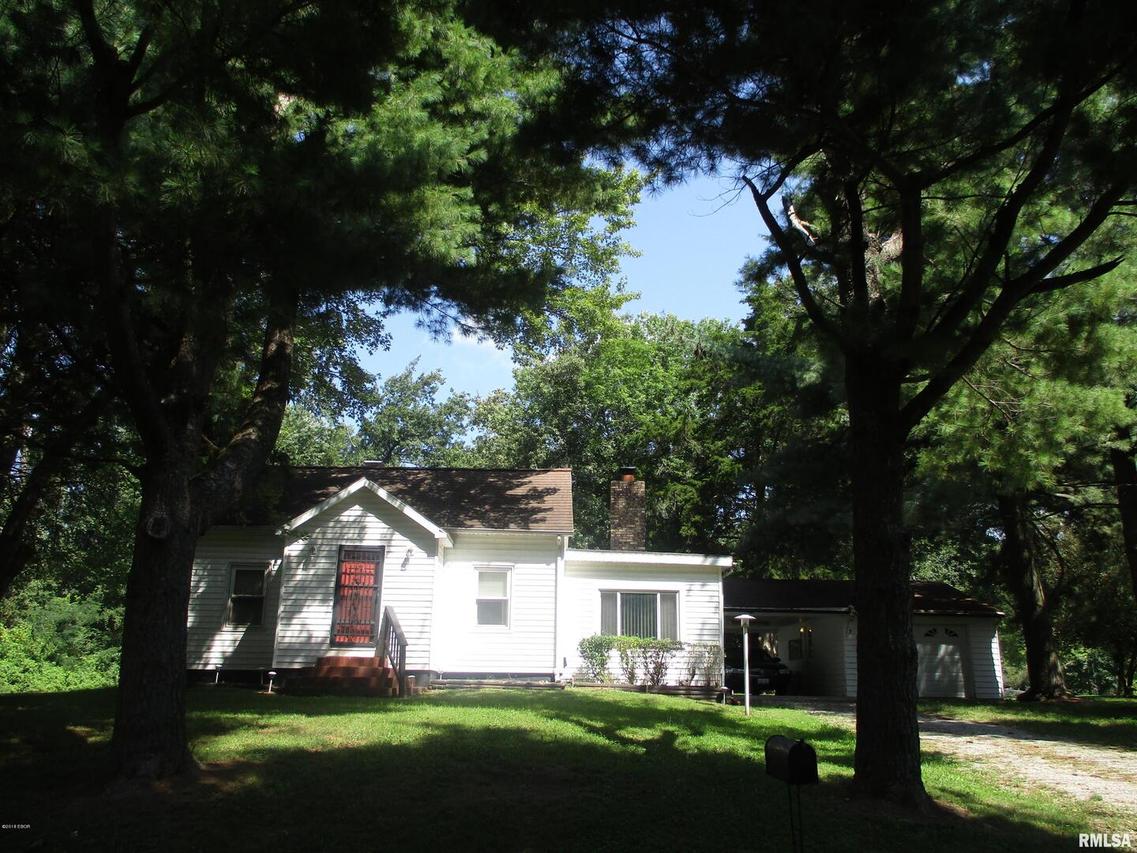 315 W Park St., Benton, IL 62812