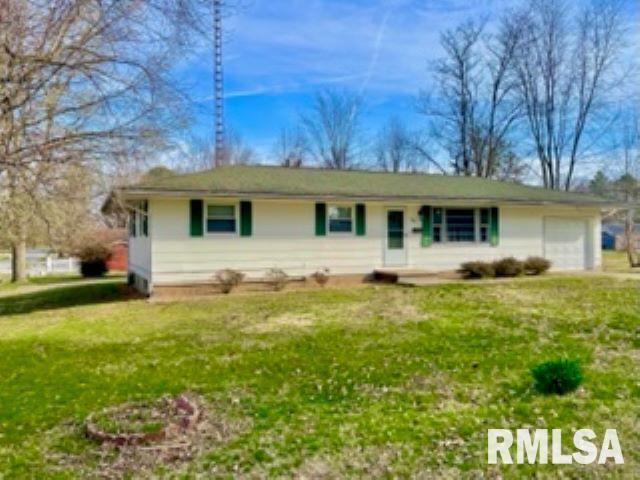 305 W Adams St., Benton, IL 62812