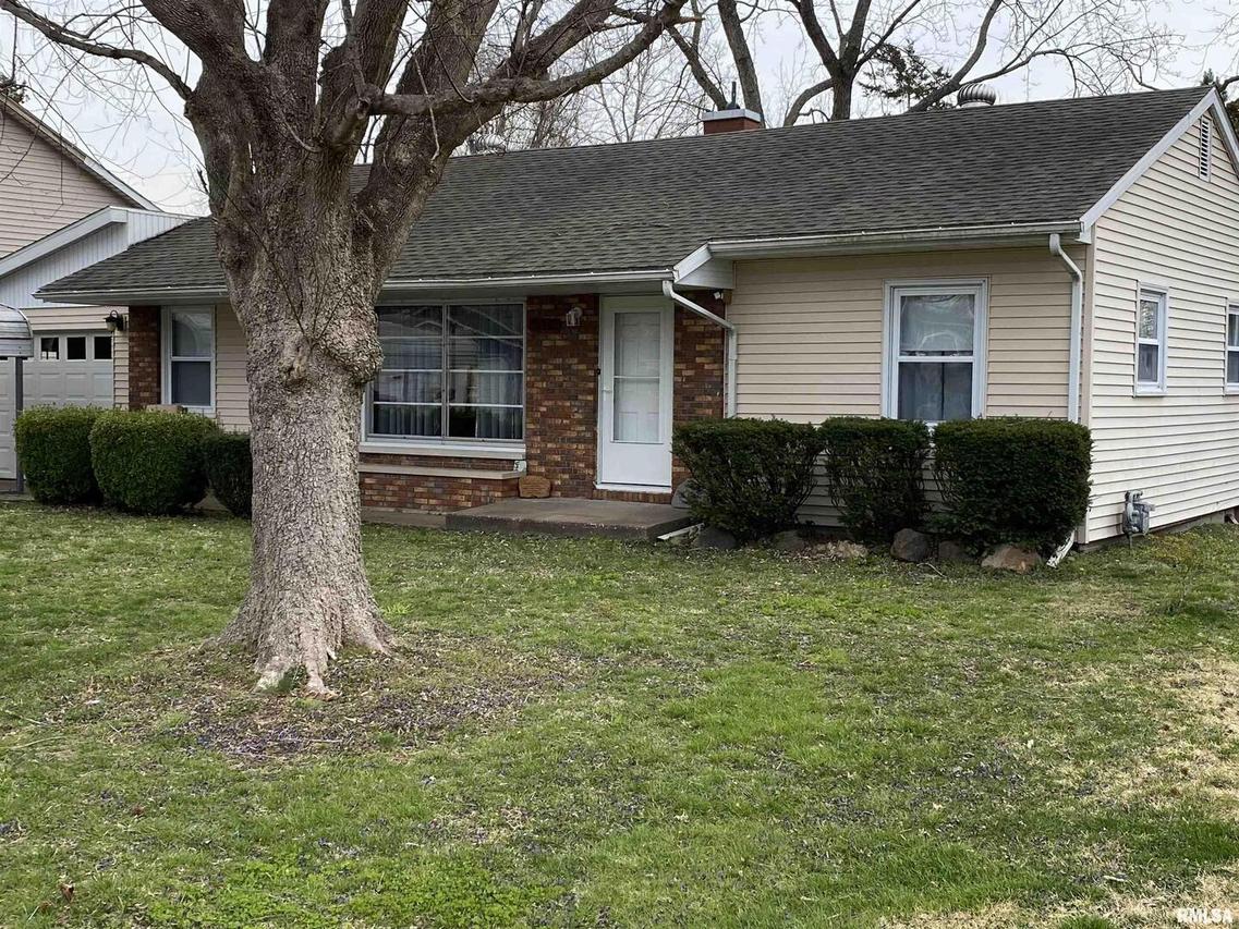 928 N 24th St., Murphysboro, IL 62966