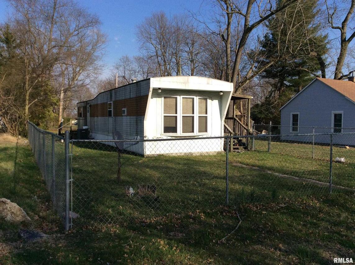 1210 S 24th St., Mt Vernon, IL 62864