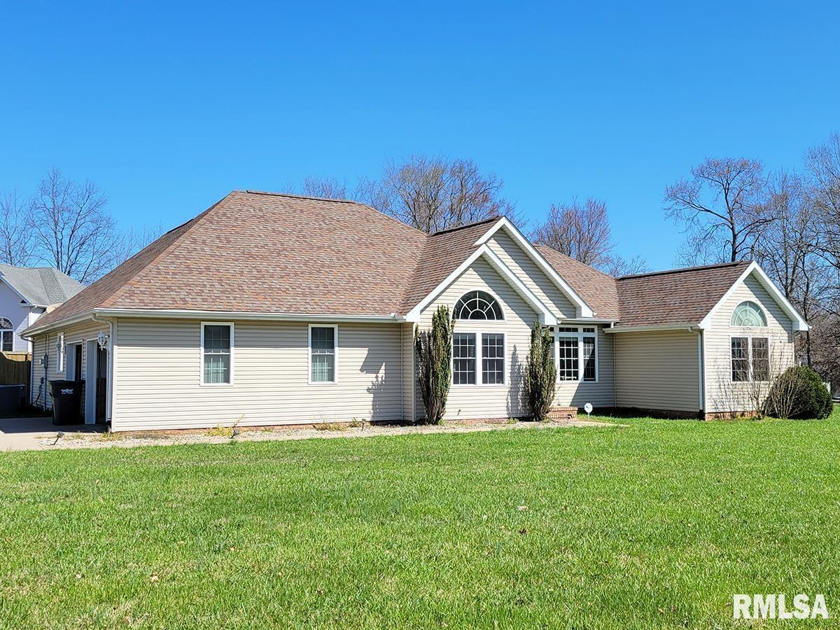 1112 Travis Ln., Carterville, IL 62918