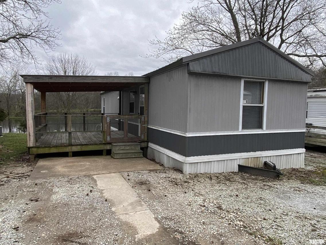 116 Oak Valley Dr., Carbondale, IL 62902