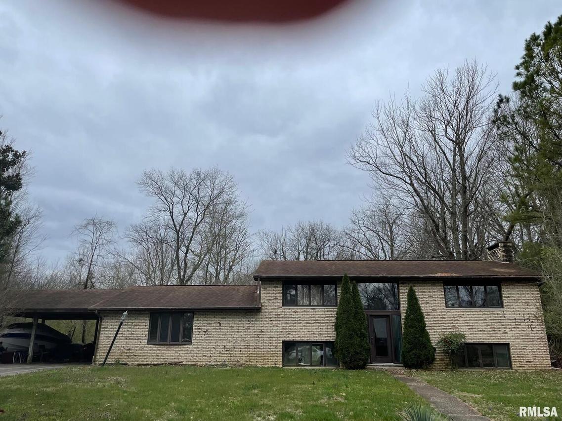 47 Spring Arbor Dr., Carbondale, IL 62901