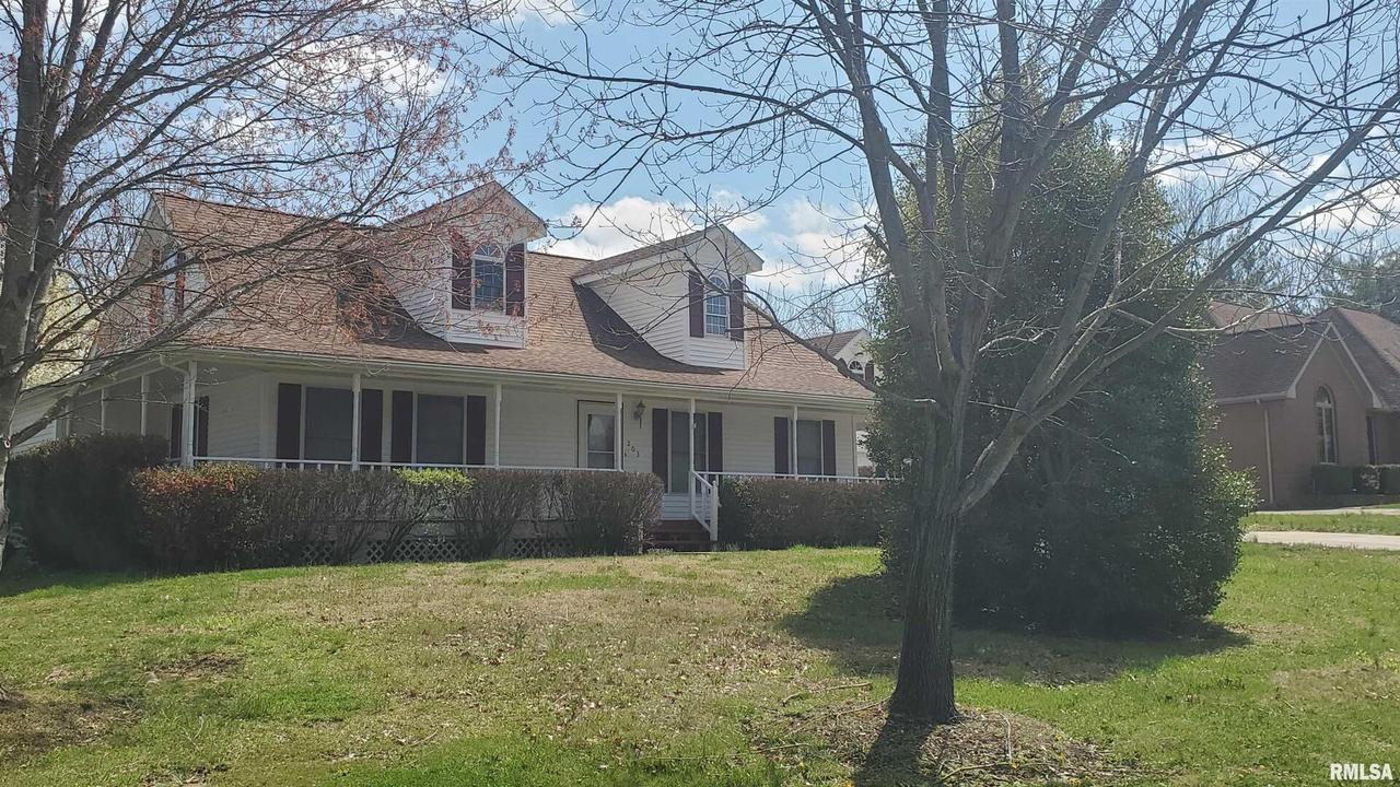 203 Cherokee Dr., Harrisburg, IL 62946