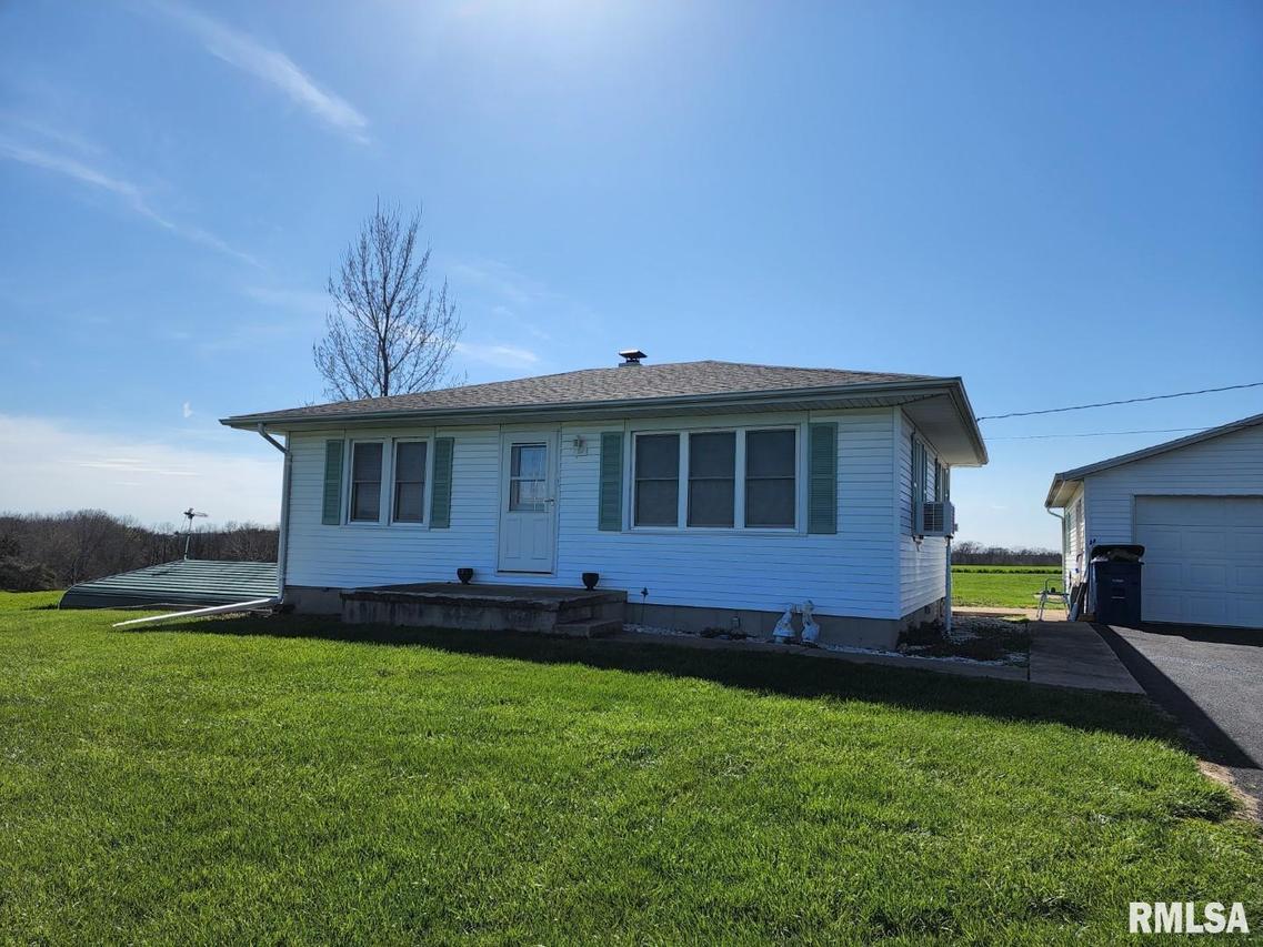 4559 Chester Rd., Chester, IL