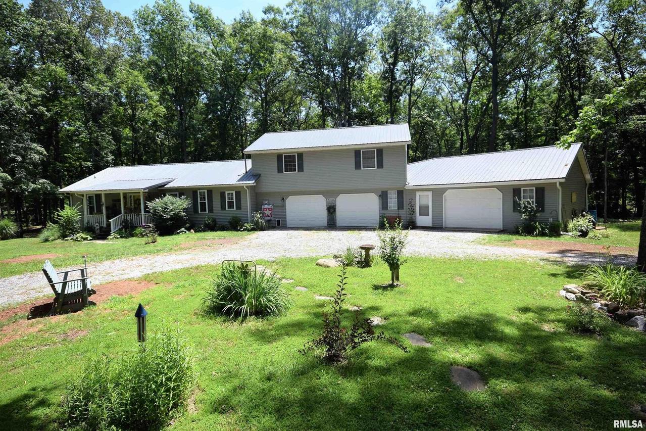 2068 County Road 415 E, Xenia, IL 62899