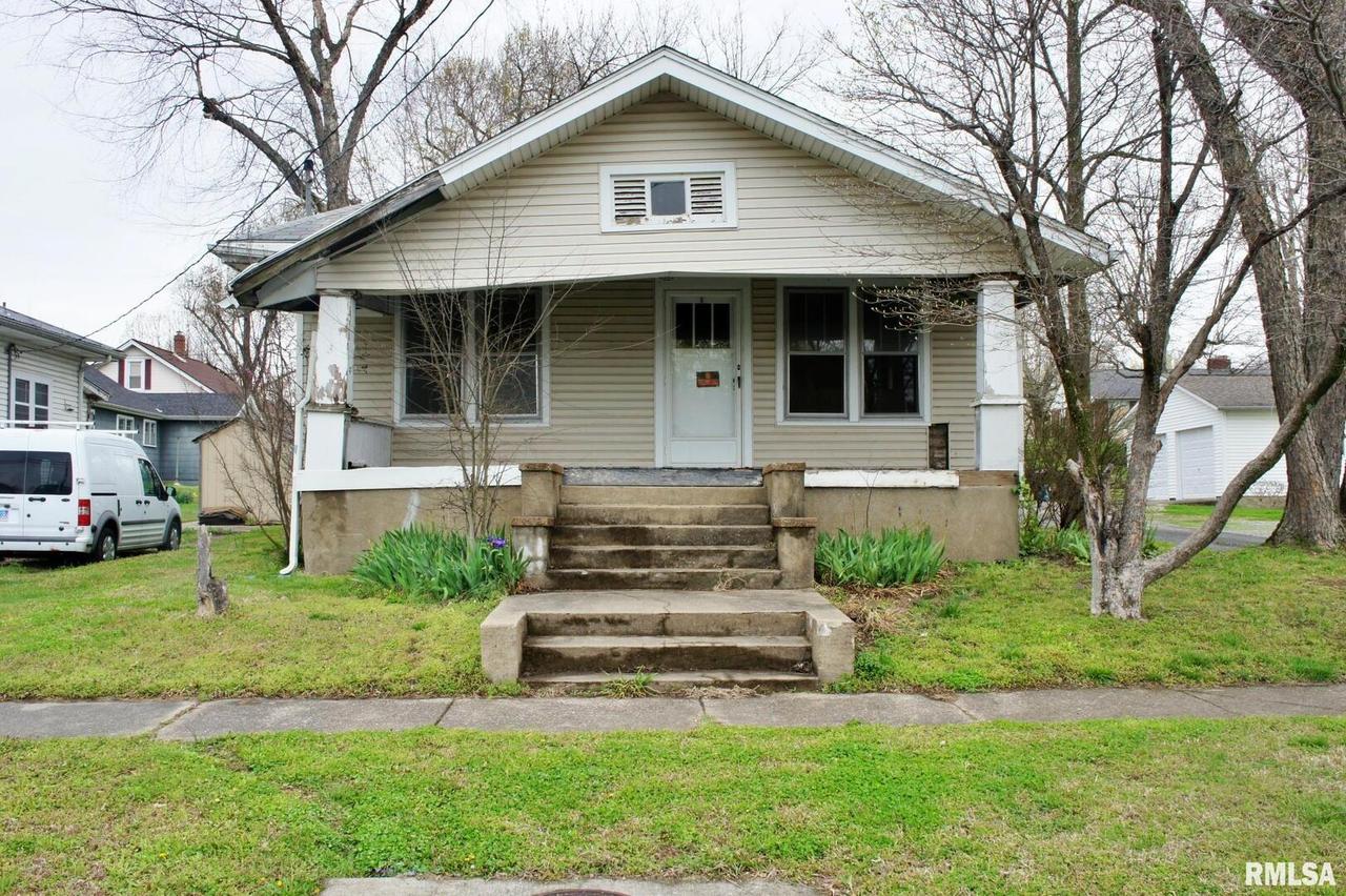 811 Catherine St., Metropolis, IL 62960